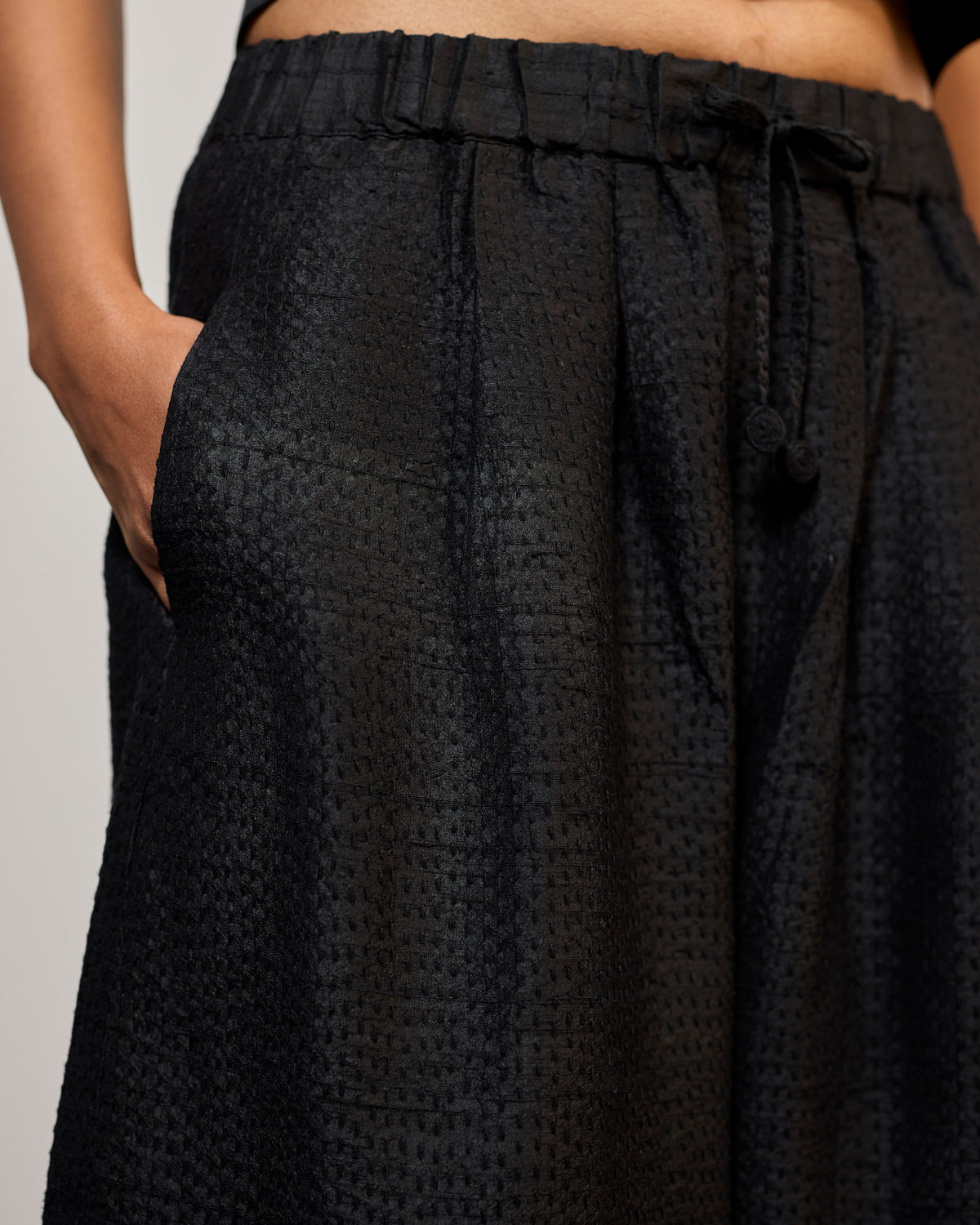 KALU BLACK GUDRI (PANTS)