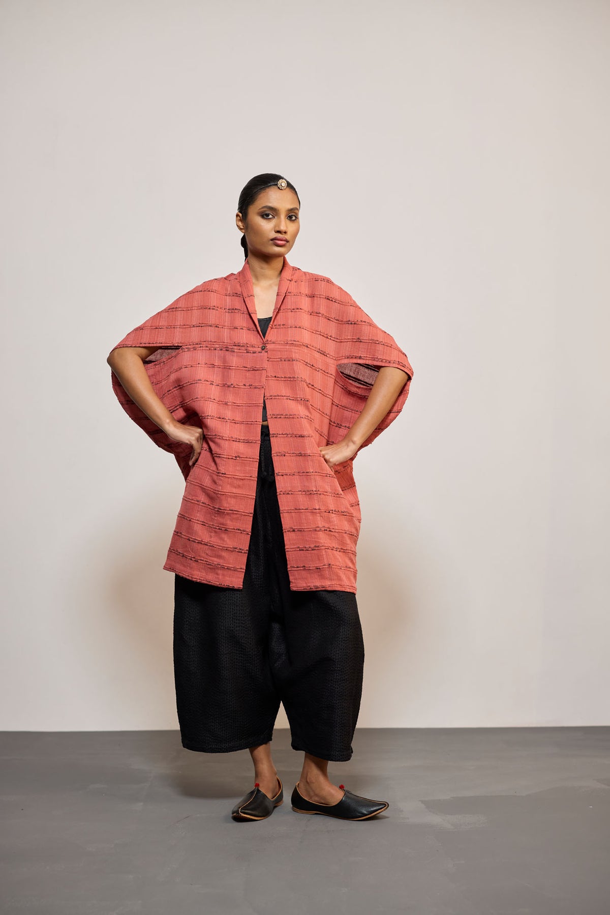 WOVEN 1  (OVERLAY / JACKET)