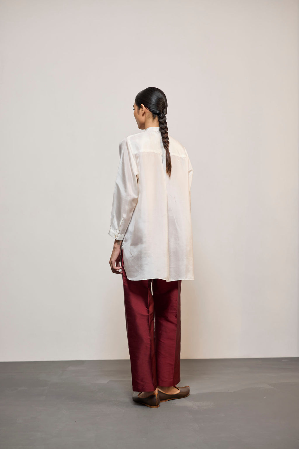 WHITE SILK (TOP)