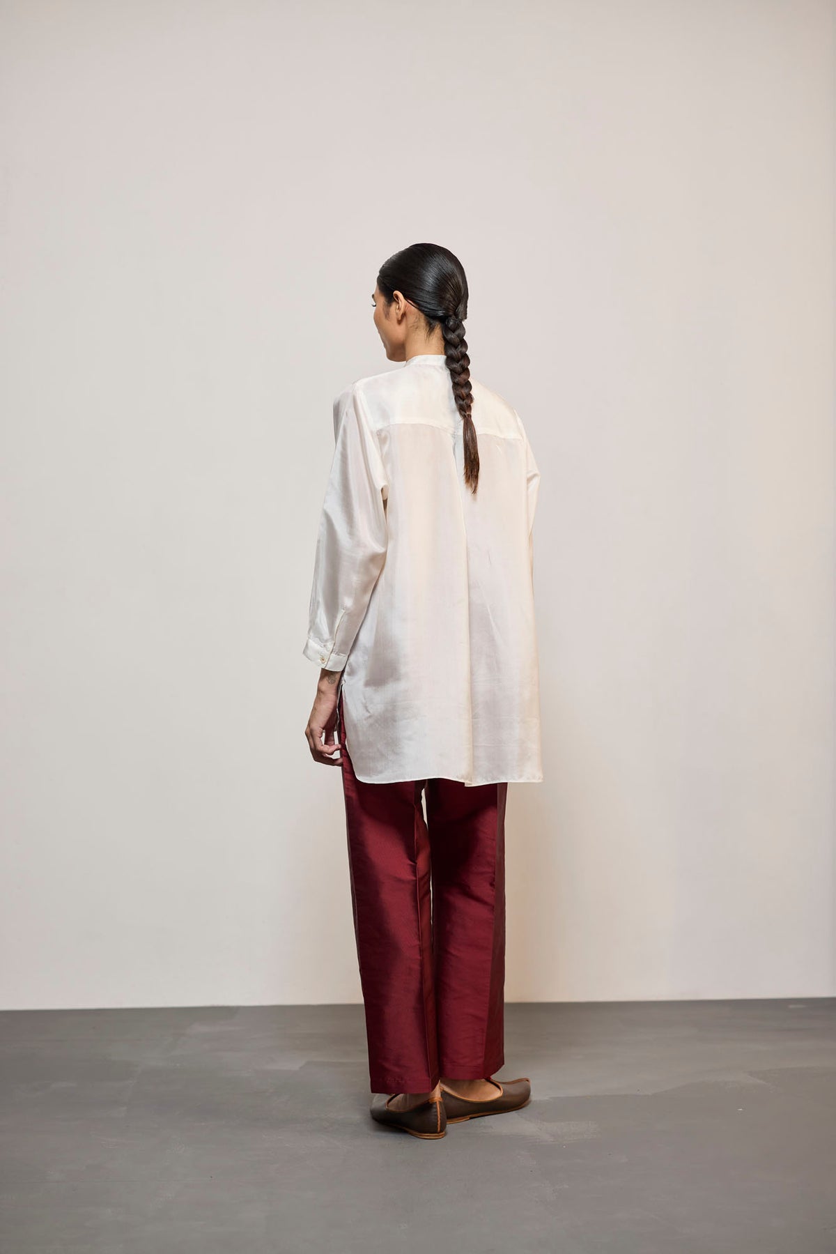 WHITE SILK (TOP)