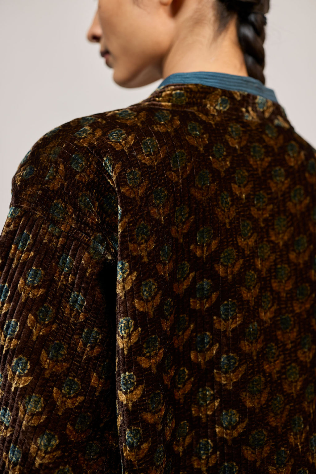 AJA VELVET  PRINTED TEAL REVERSIBLE (JACKET)