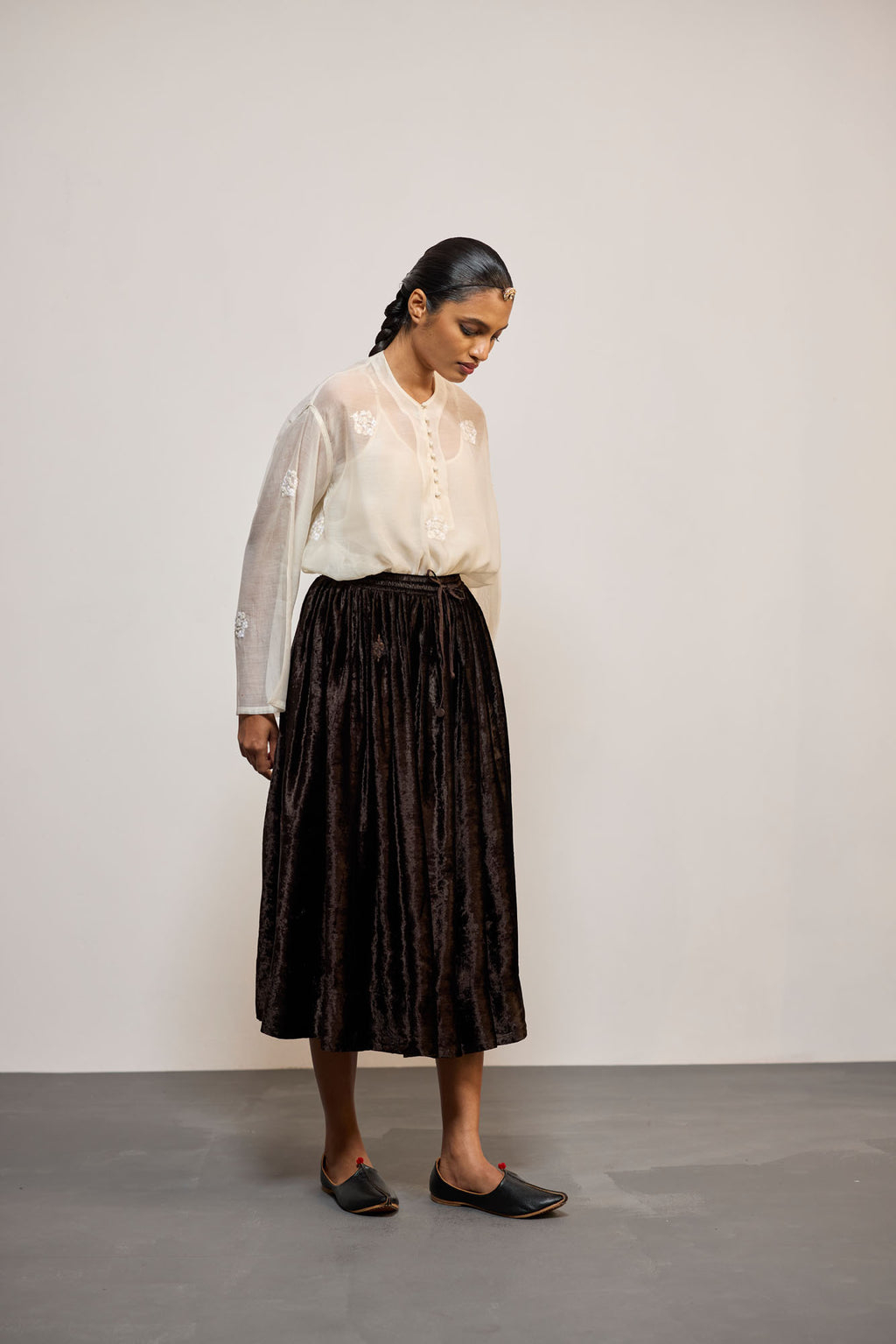 BROWN VELVET( SKIRT)