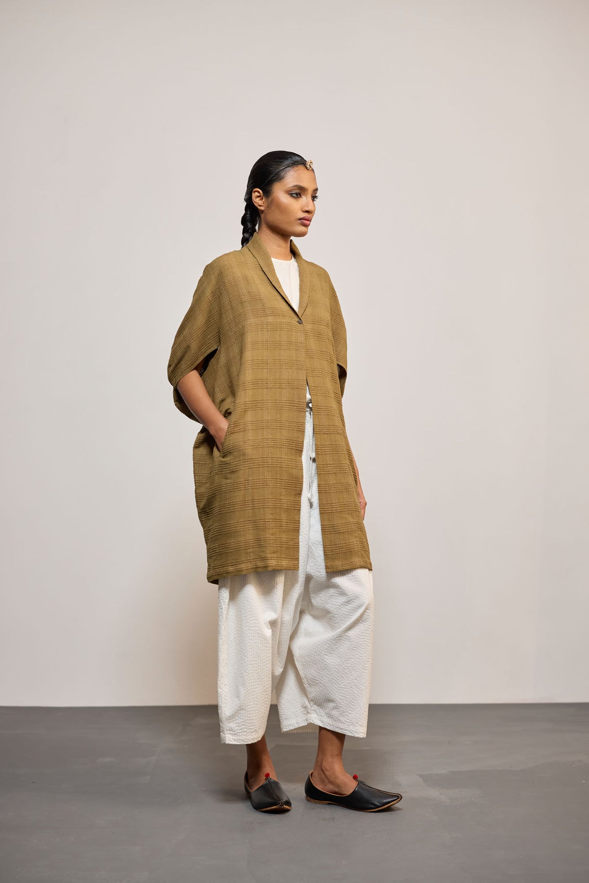 WOVEN 5 OLIVE (OVERLAY / JACKET)