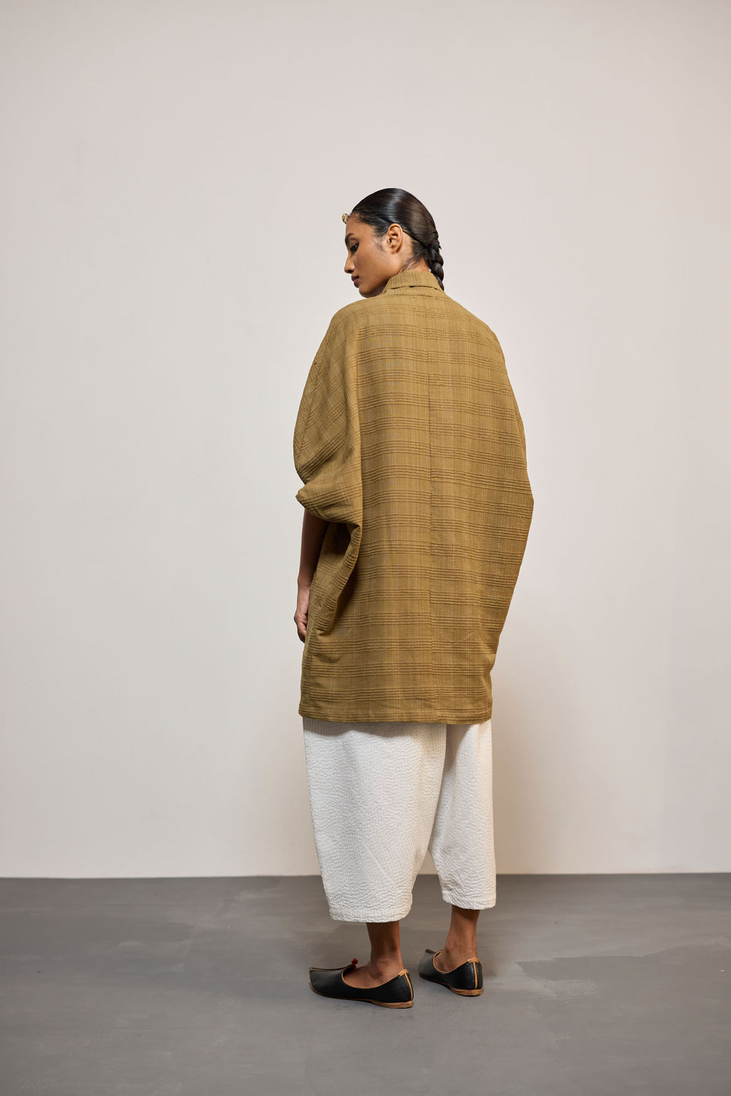 WOVEN 5 OLIVE (OVERLAY / JACKET)