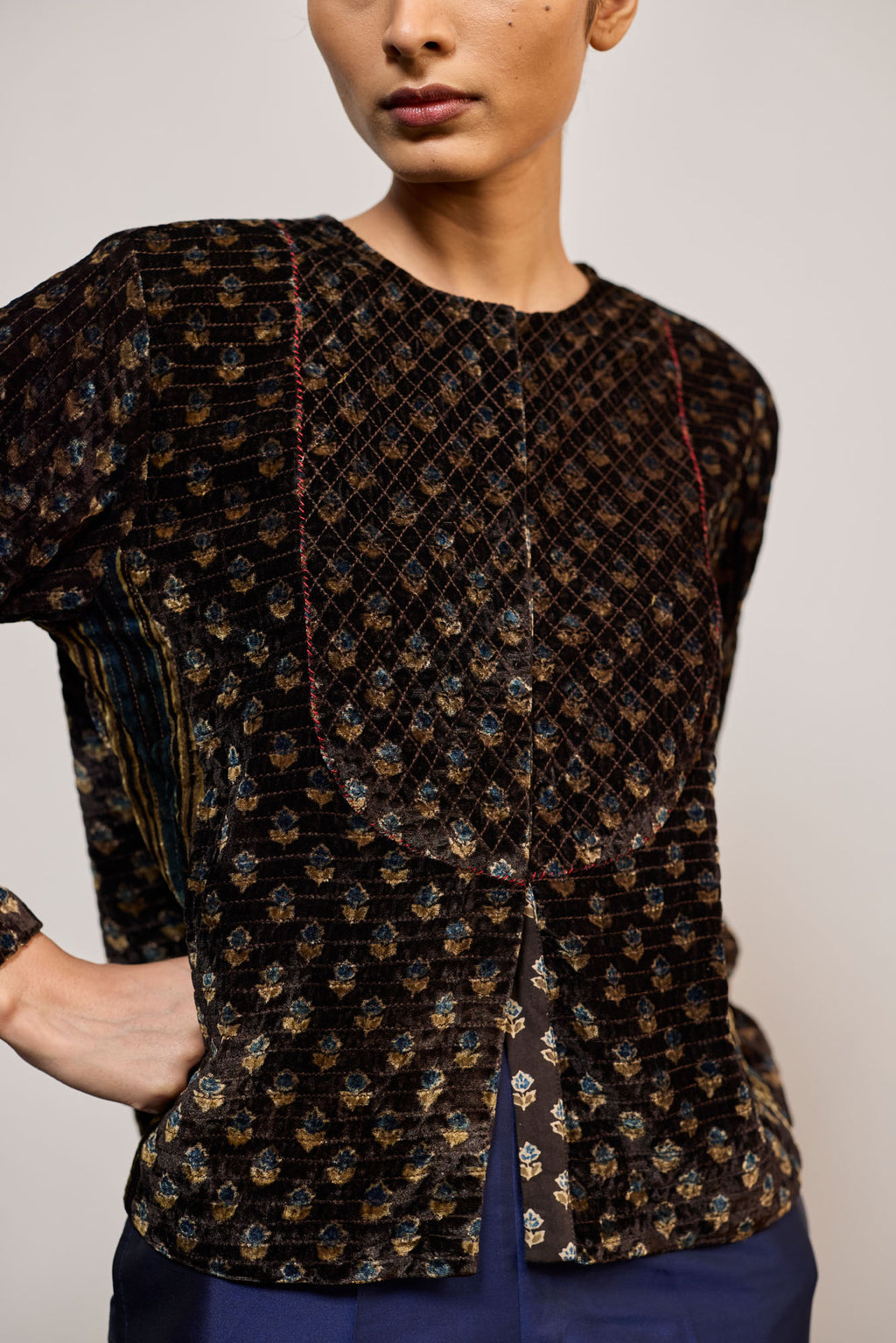 COFFEE VELVET AJRAK (COATIE/JACKET)
