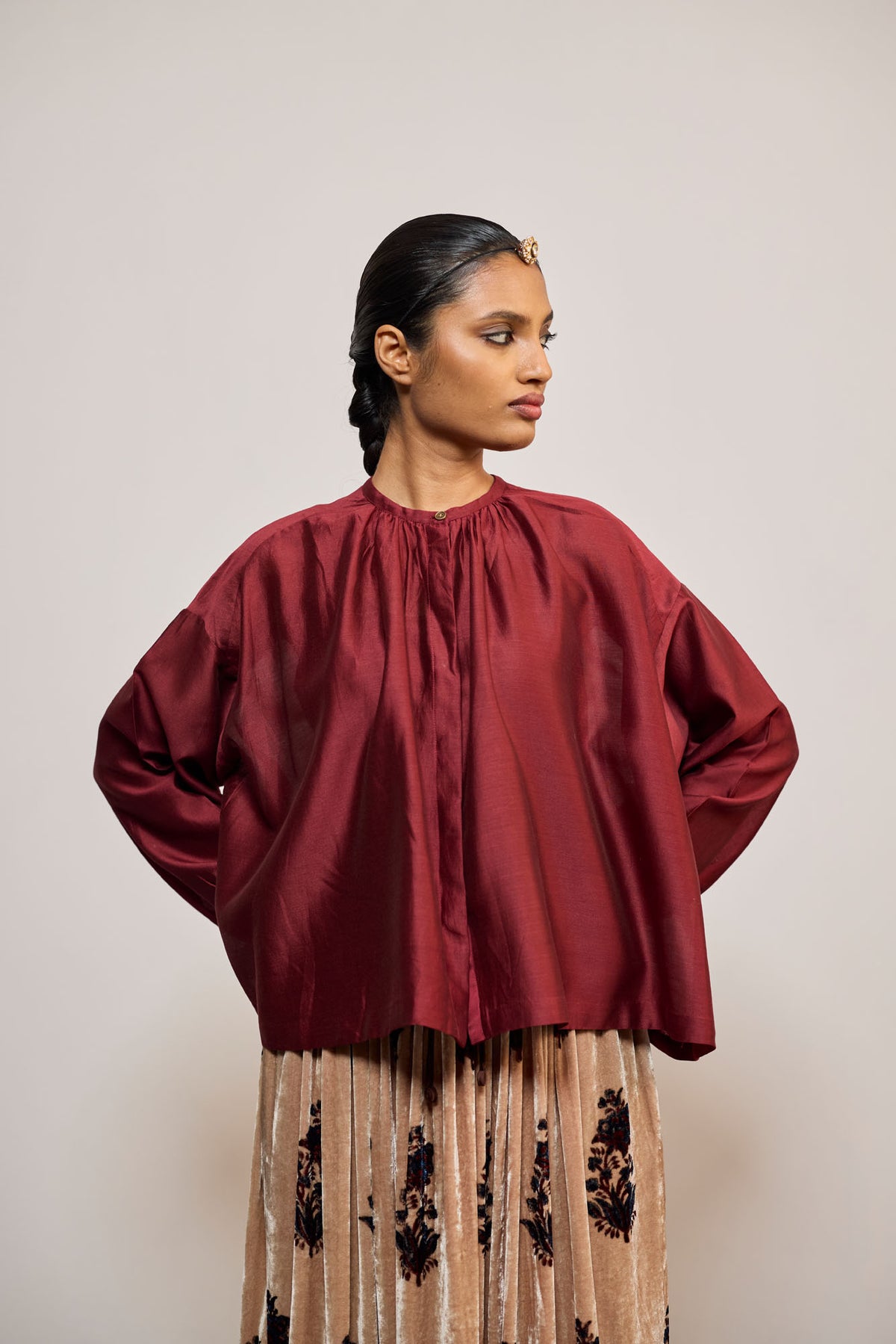 MAROON (TOP)
