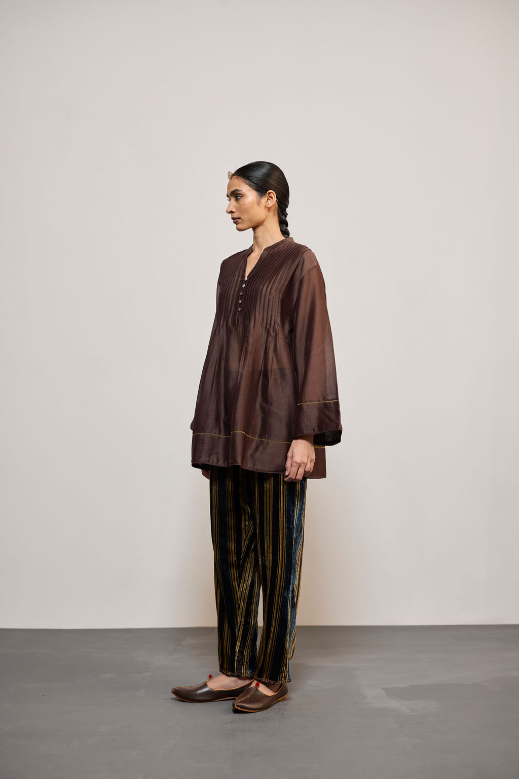 PINTUCK CHANDERI BROWN (TOP)