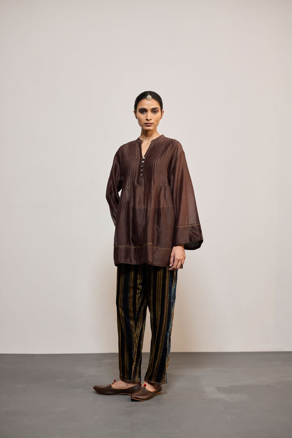 BROWN DHARI VELVET (PANT)