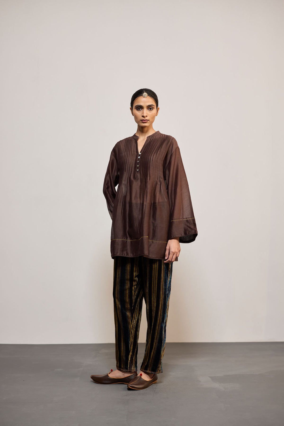BROWN DHARI VELVET (PANT)