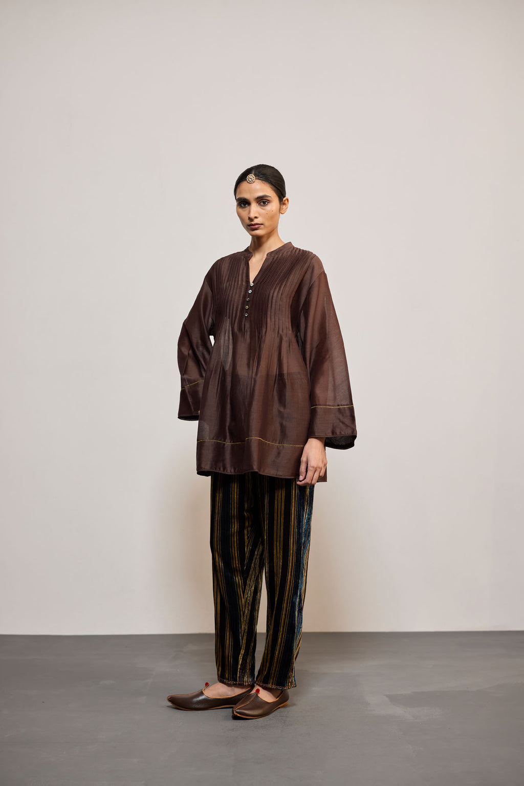 PINTUCK CHANDERI BROWN (TOP)