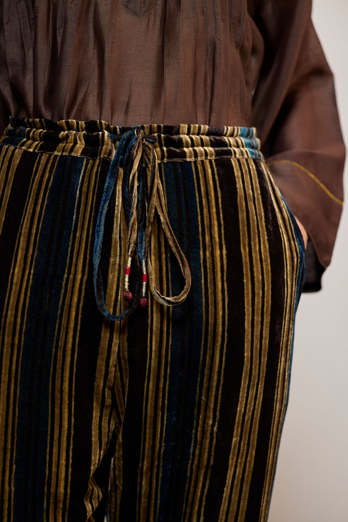 BROWN DHARI VELVET (PANT)