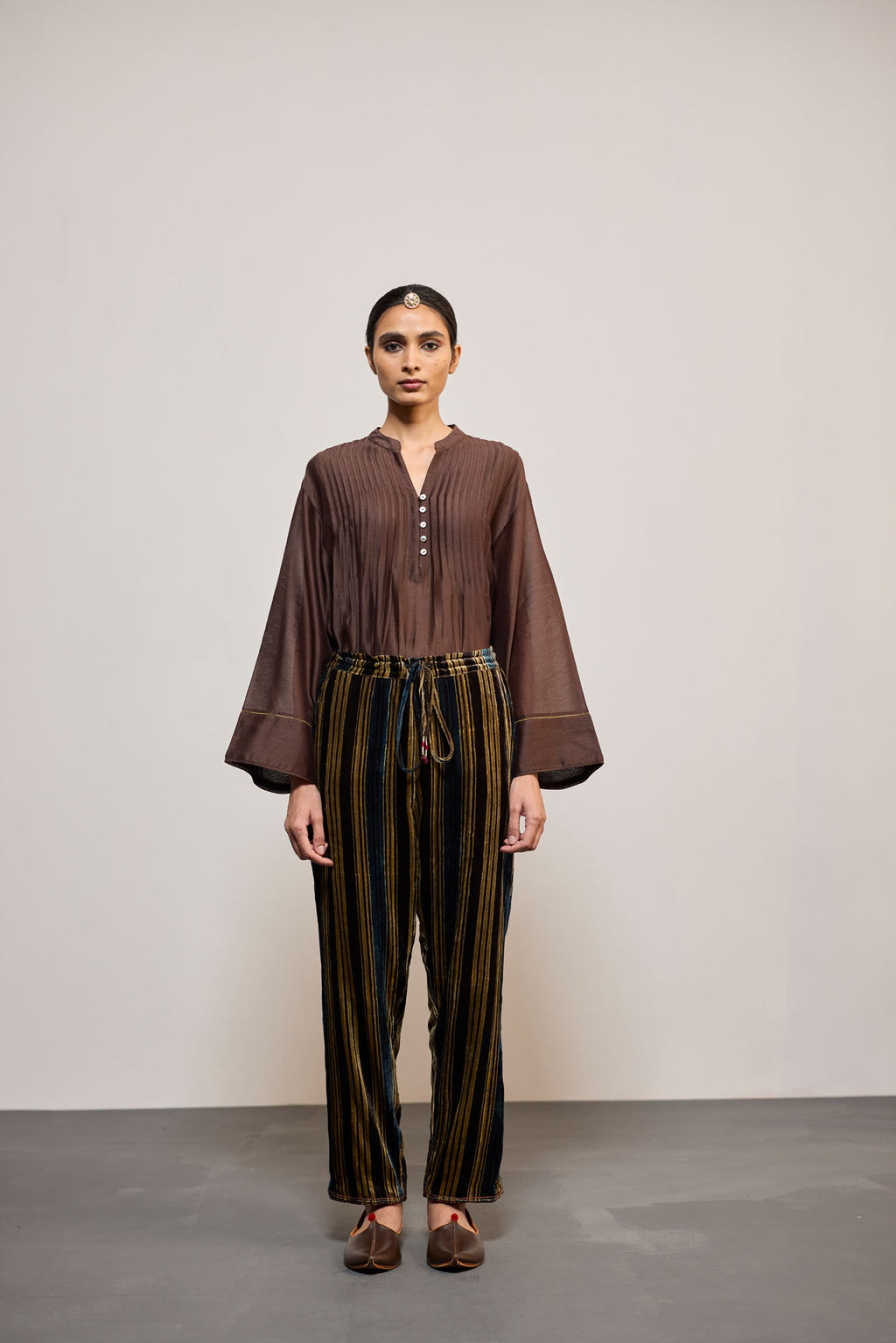 BROWN DHARI VELVET (PANT)