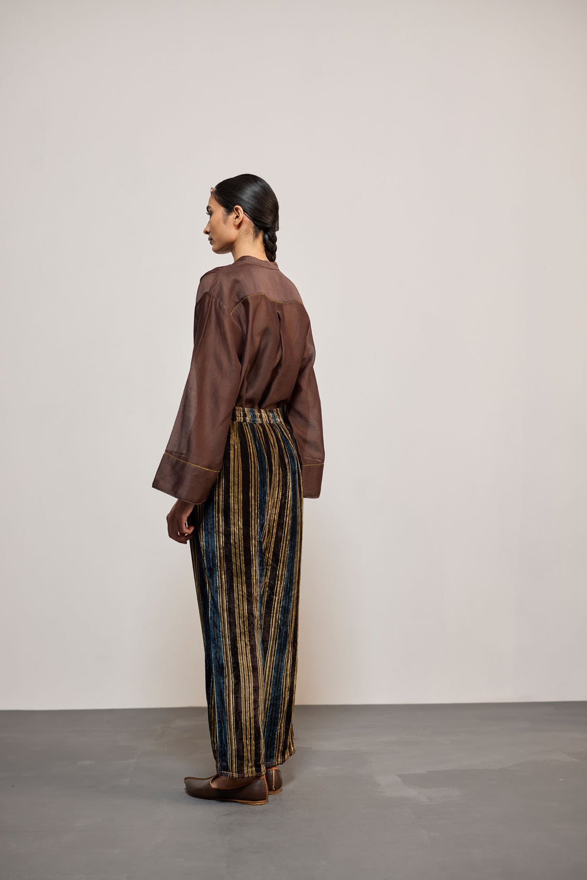 BROWN DHARI VELVET (PANT)
