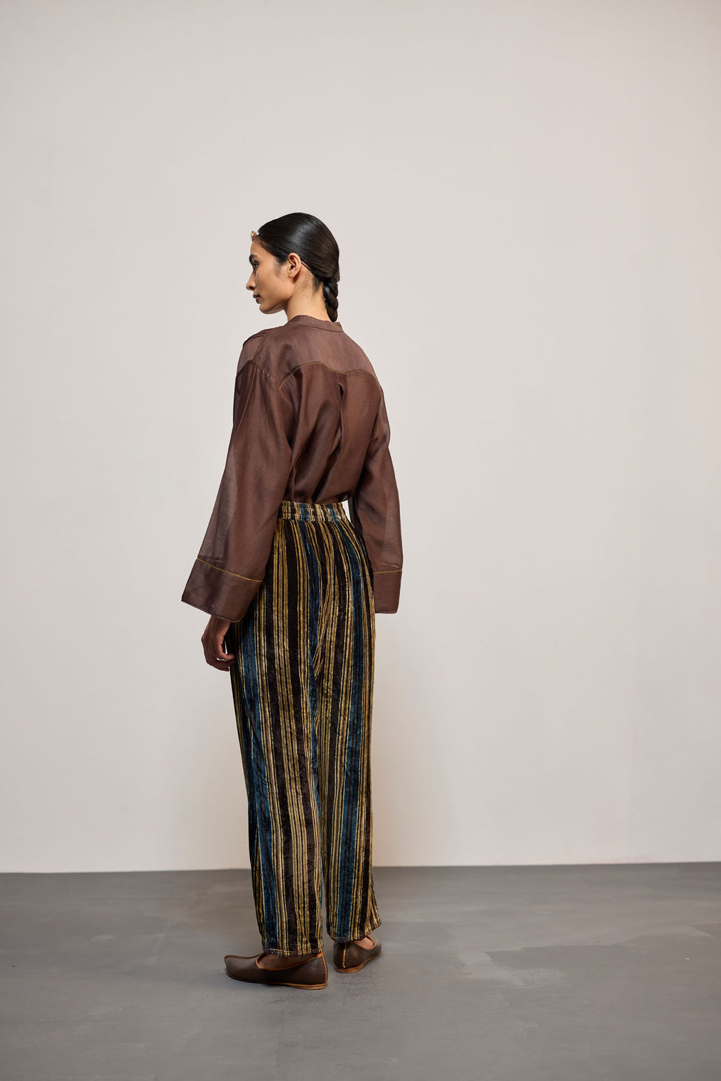 BROWN DHARI VELVET (PANT)