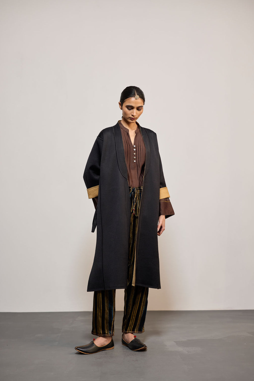 AJA Pecan & BLACK REVERSIBLE (JACKET) PINTUCK CHANDERI BROWN (TOP) BROWN DHARI VELVET (PANT)
