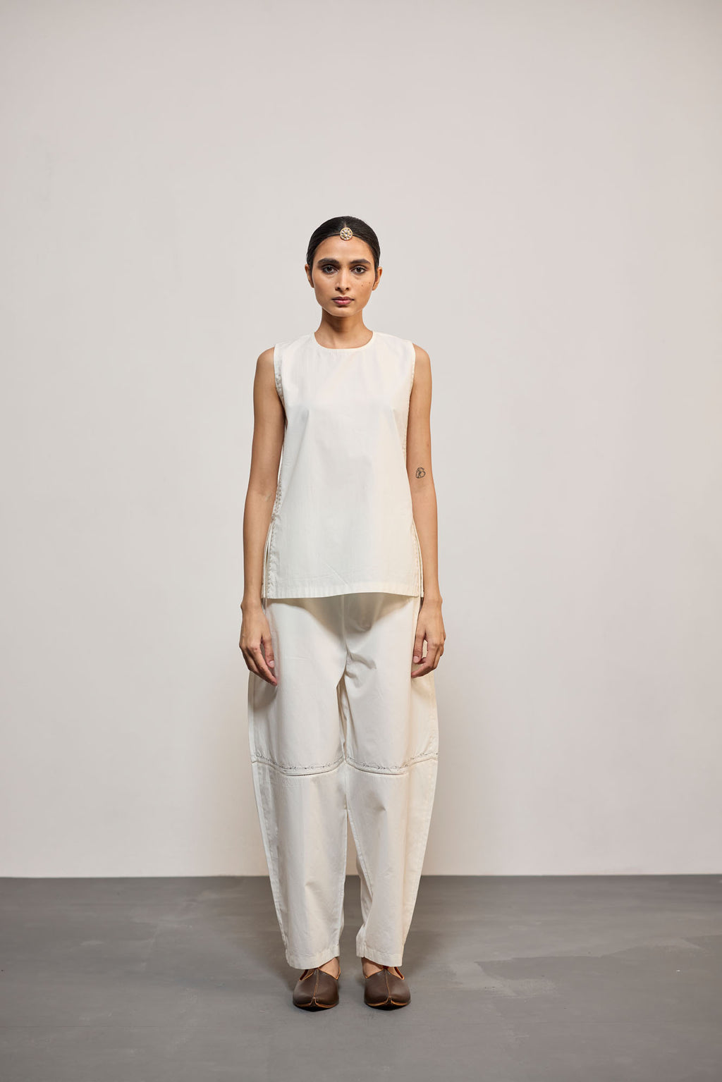 IVORY BARELL PANT