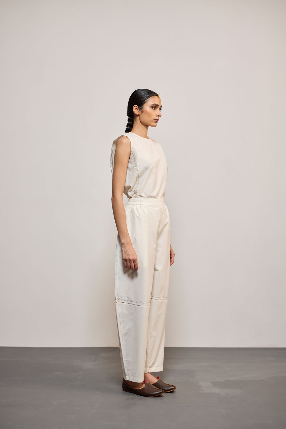 IVORY BARELL PANT