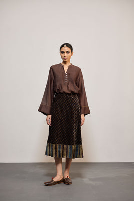 QUILTED VELVET BROWN (SKIRT)