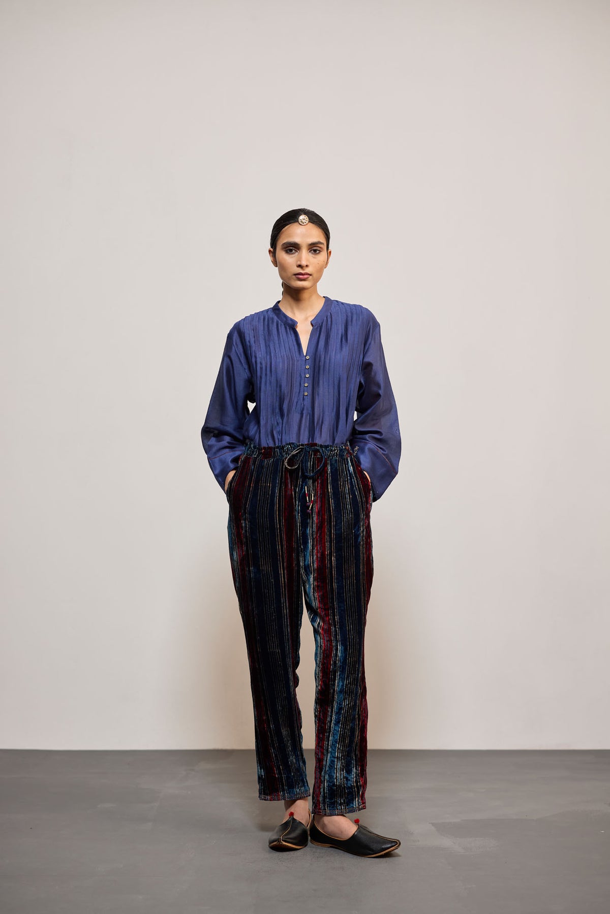 NAVY DHARI VELVET (PANT)
