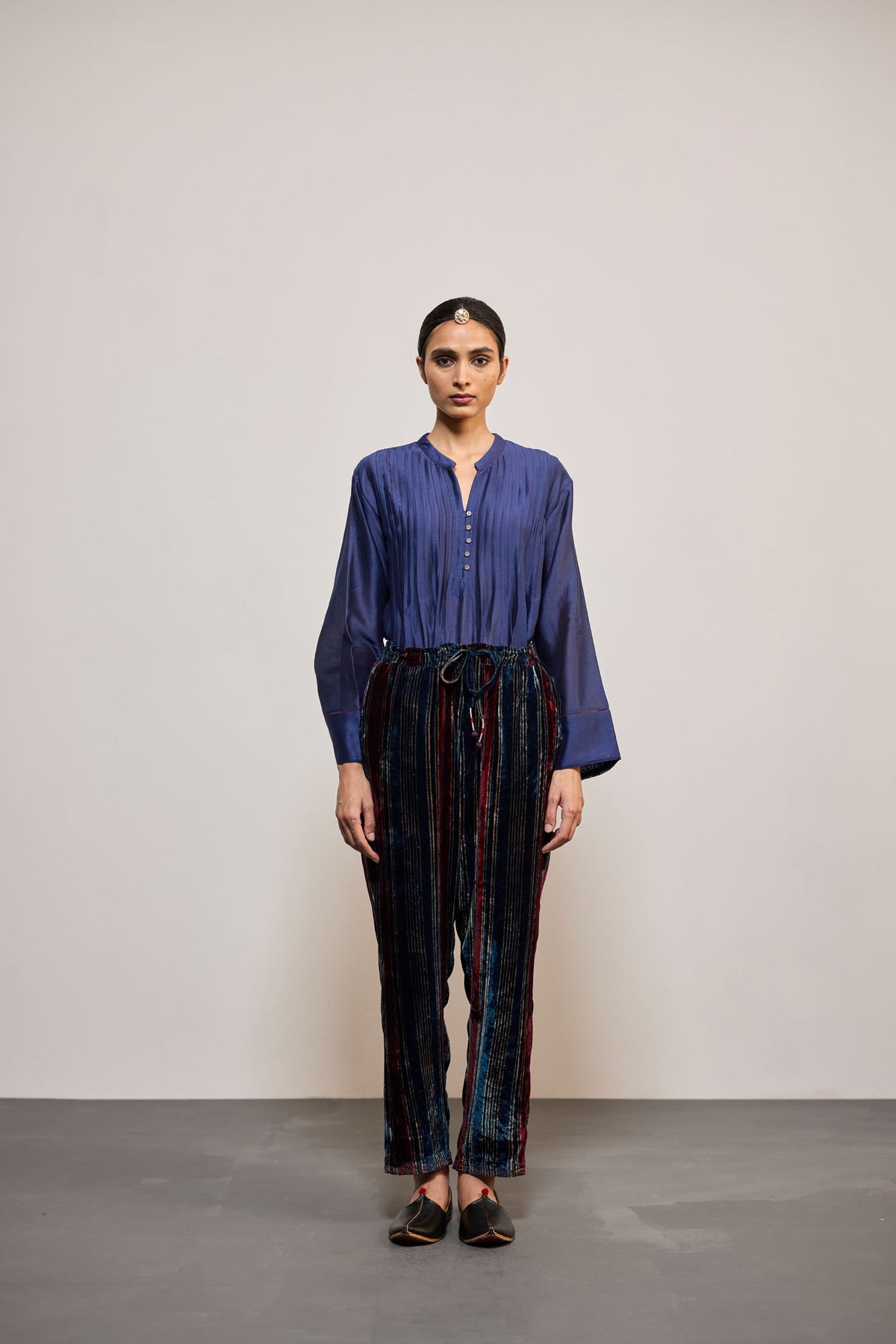 NAVY DHARI VELVET (PANT)