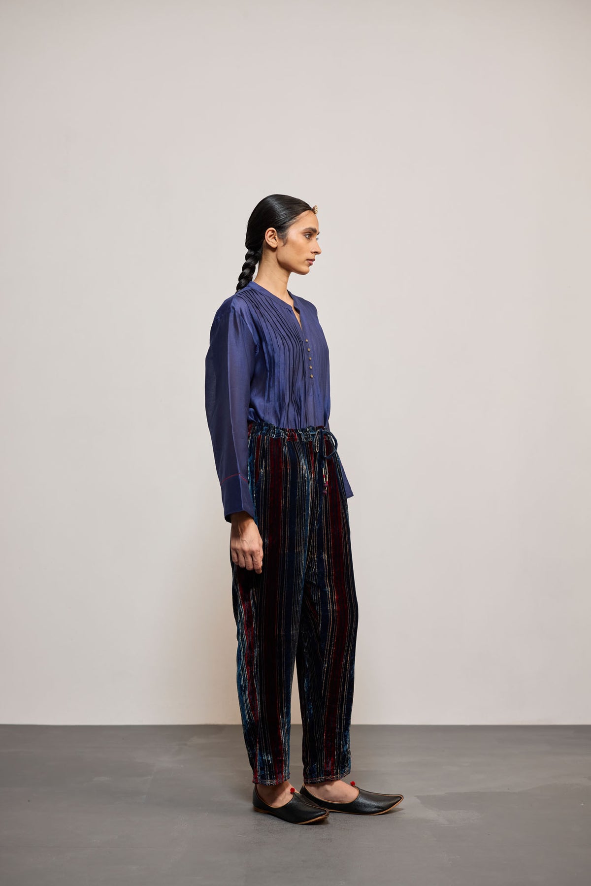 NAVY DHARI VELVET (PANT)