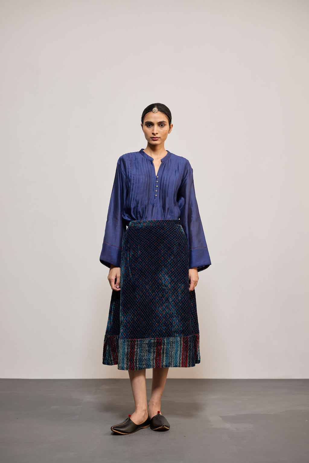 QUILTED VELVET INDIGO (SKIRT)