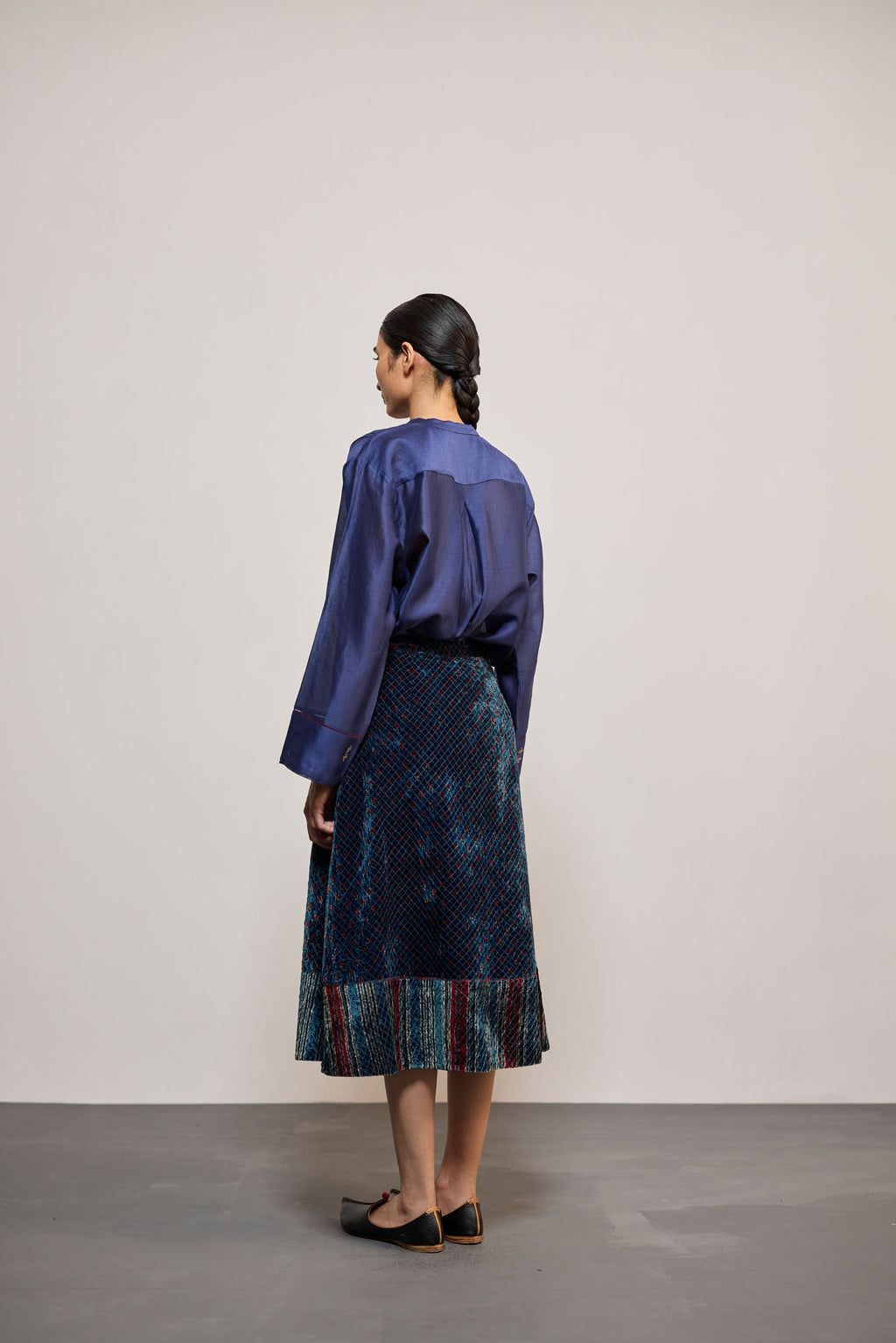 QUILTED VELVET INDIGO (SKIRT)
