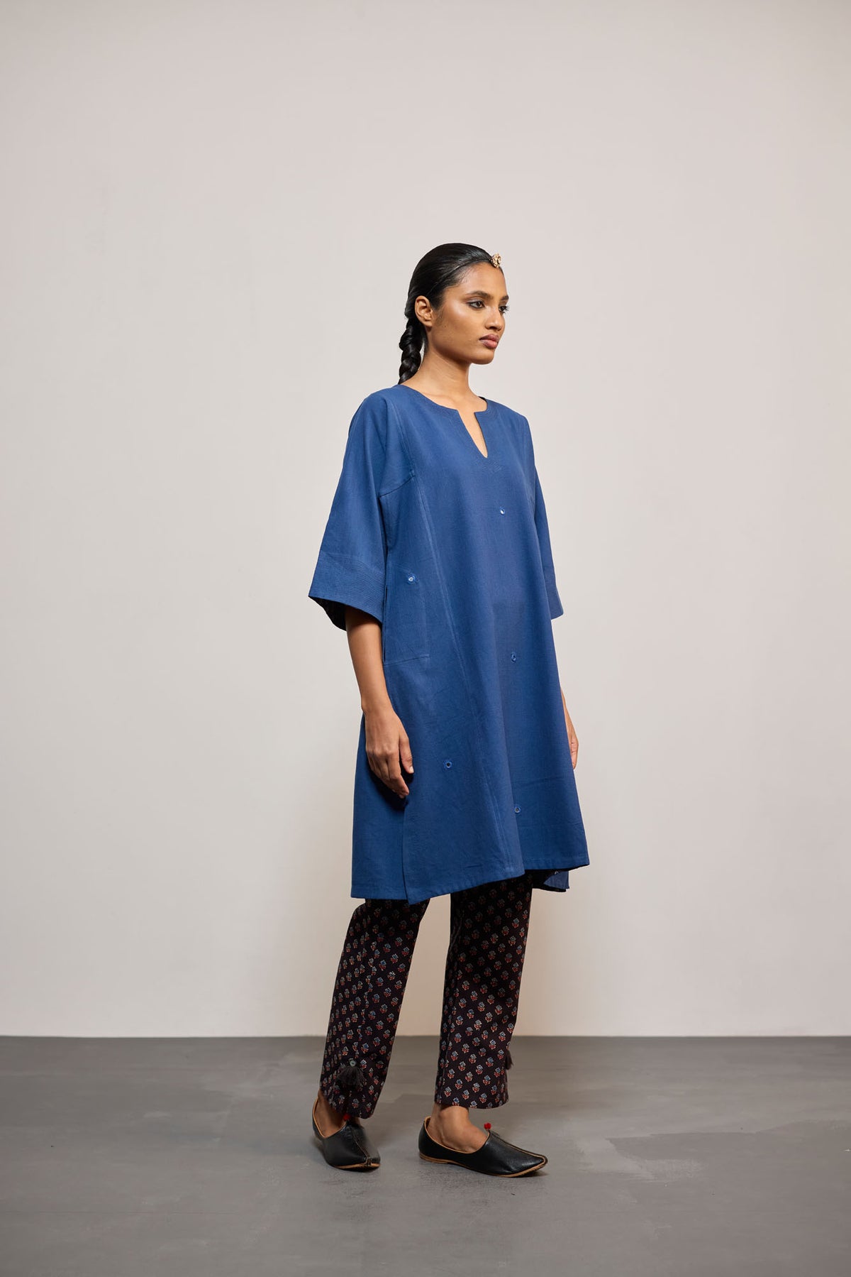 MIRRORWORK NILA