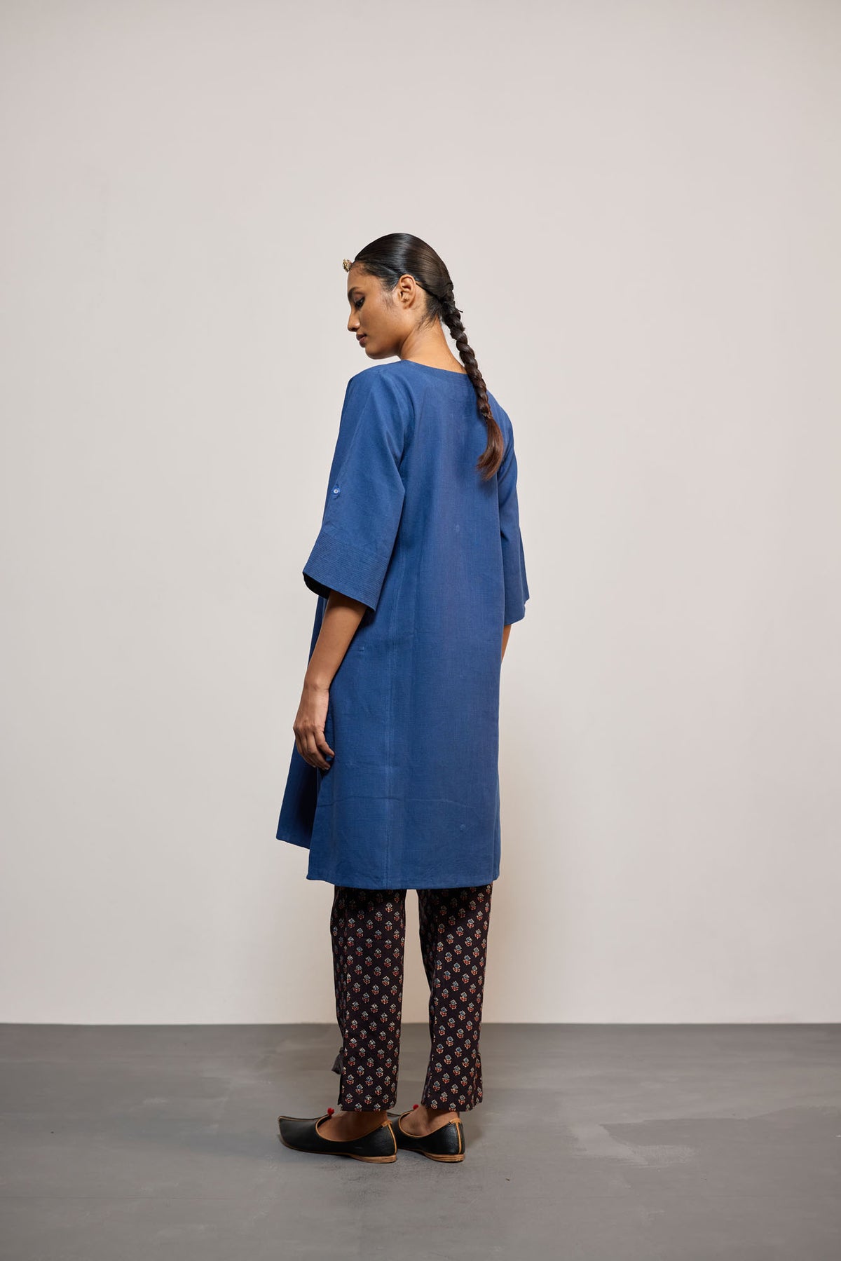 MIRRORWORK NILA