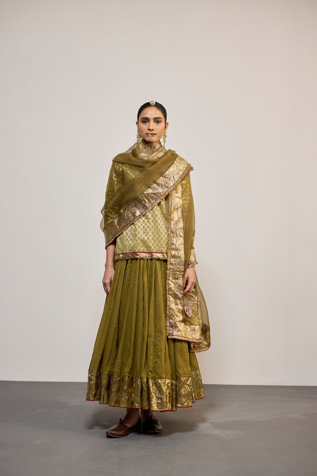 KUNCHA OLIVE (LEHENGA)