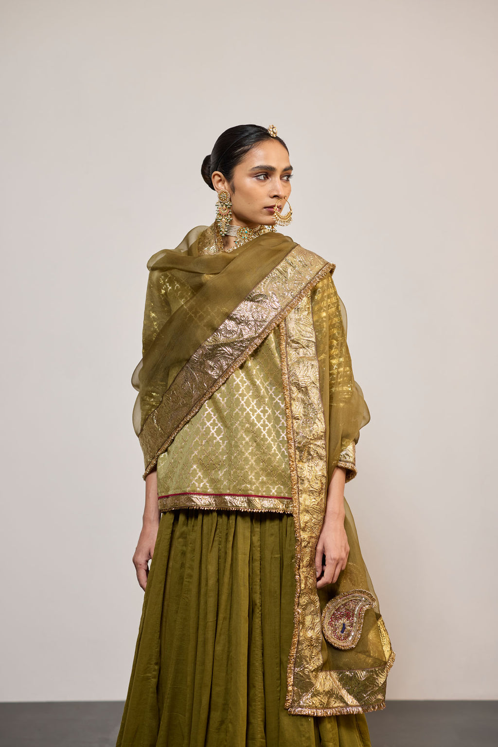 KUNCHA OLIVE (LEHENGA)