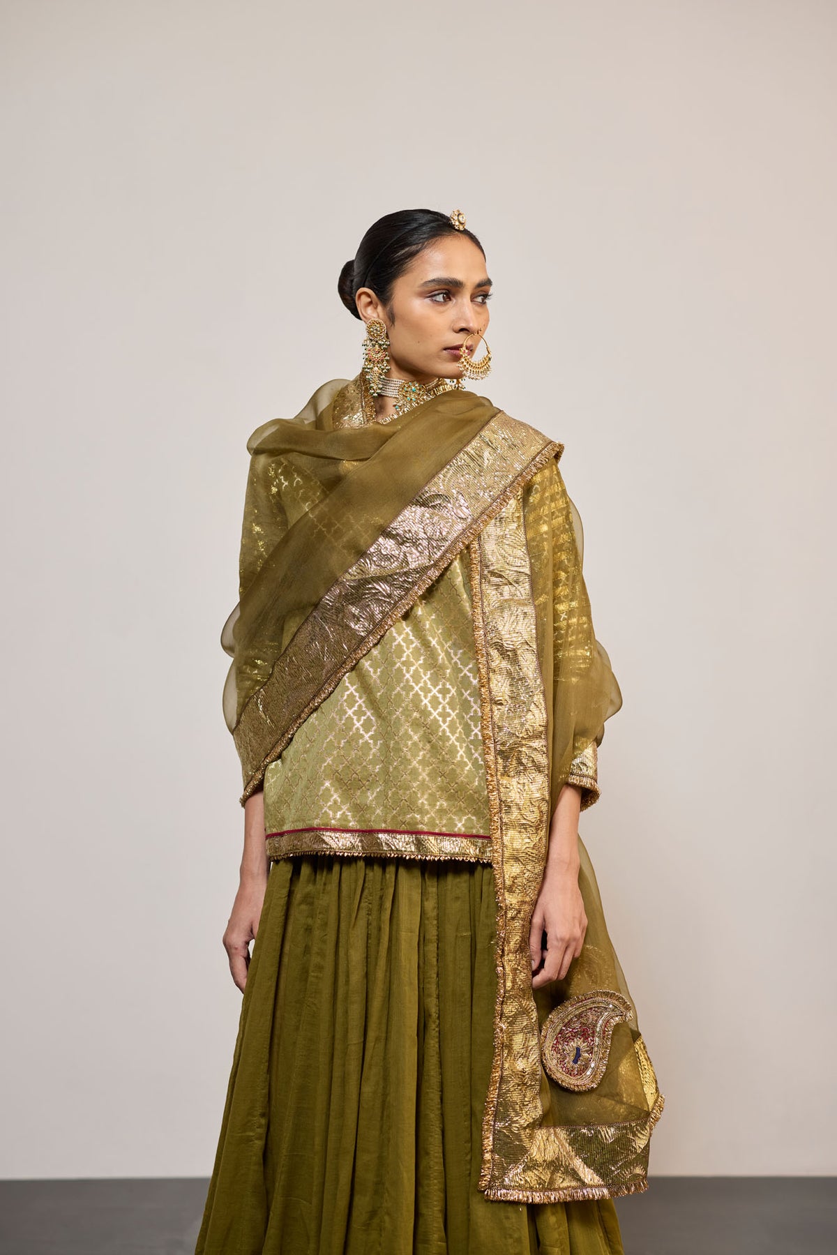 KUNCHA OLIVE (LEHENGA)