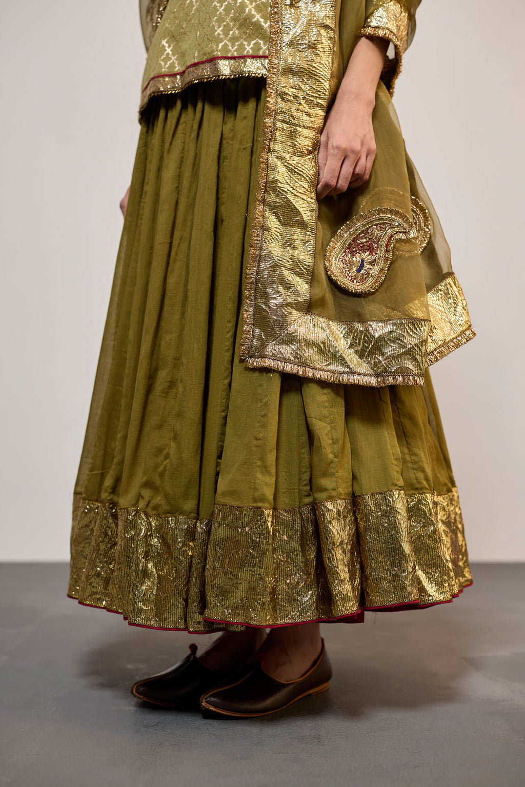 KUNCHA OLIVE (LEHENGA)