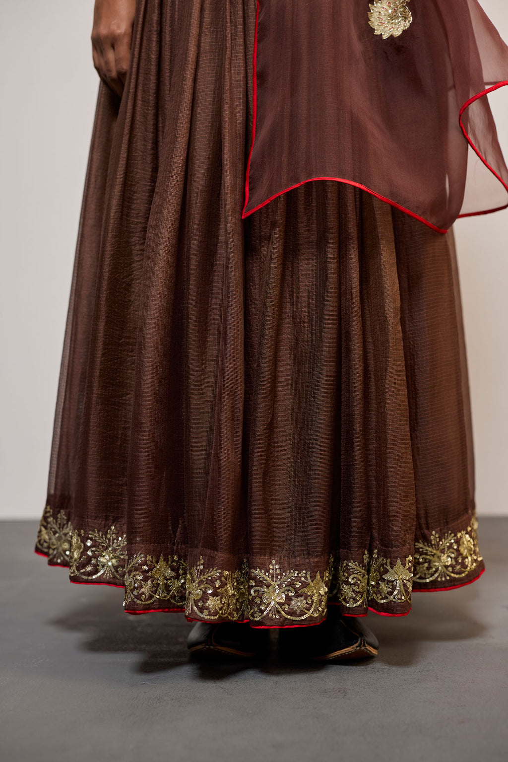 BHURIYA BROWN (LEHENGA)