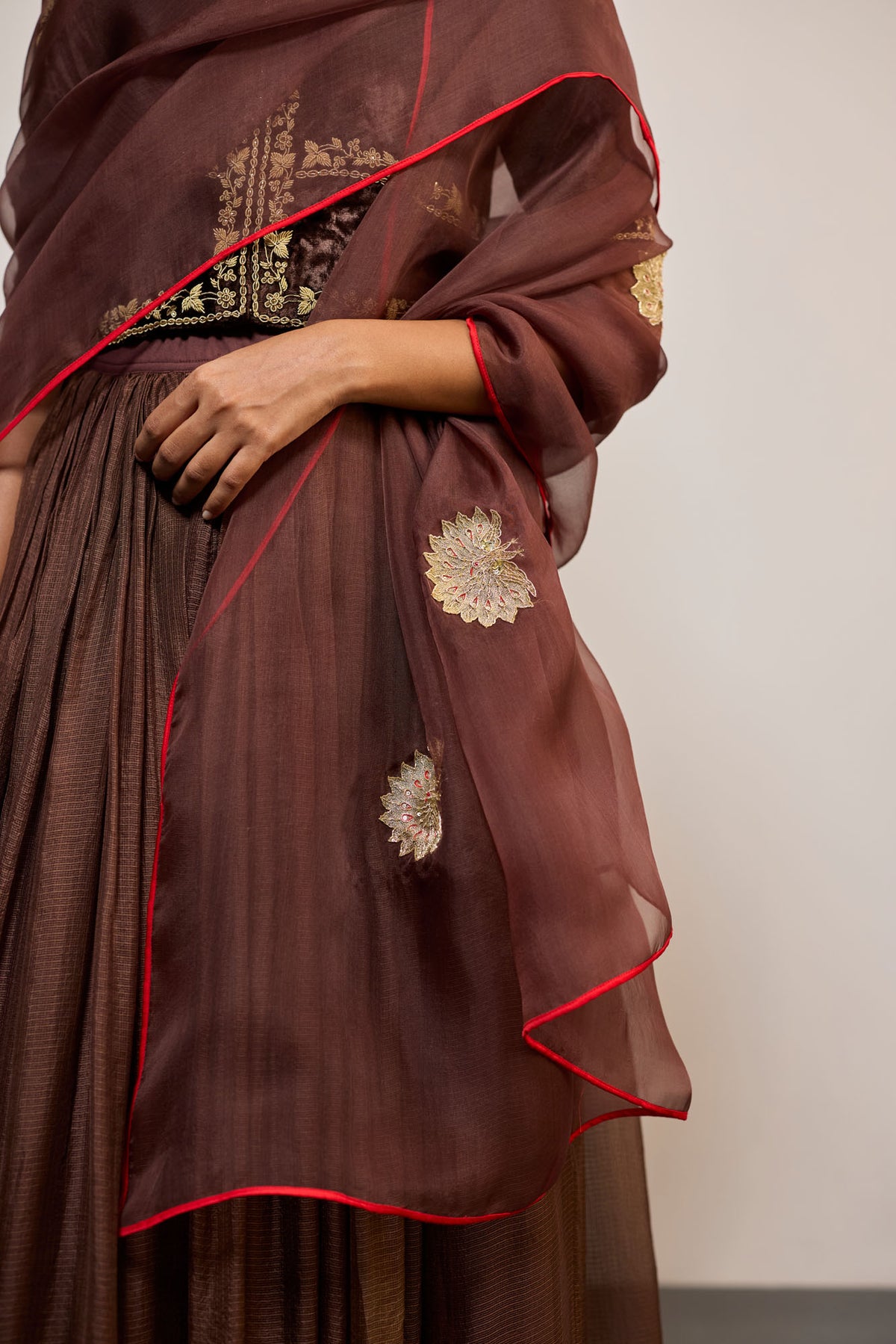 BHURIYA BROWN (LEHENGA)