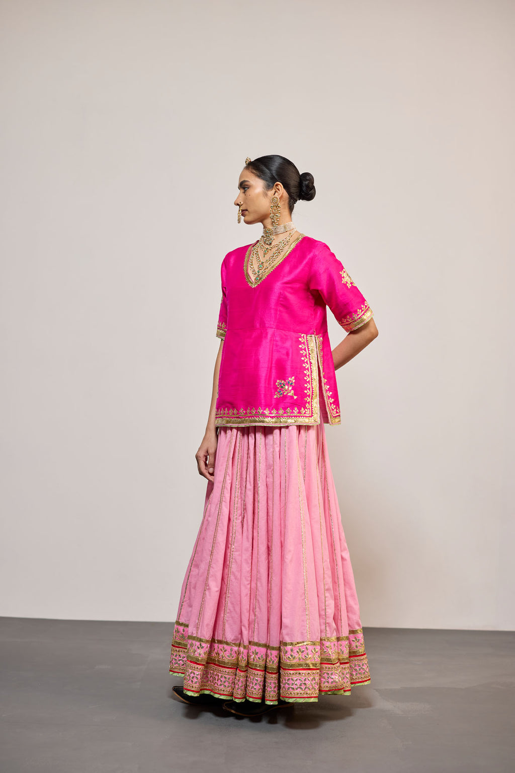 GANGAUR PINK (LEHENGA)