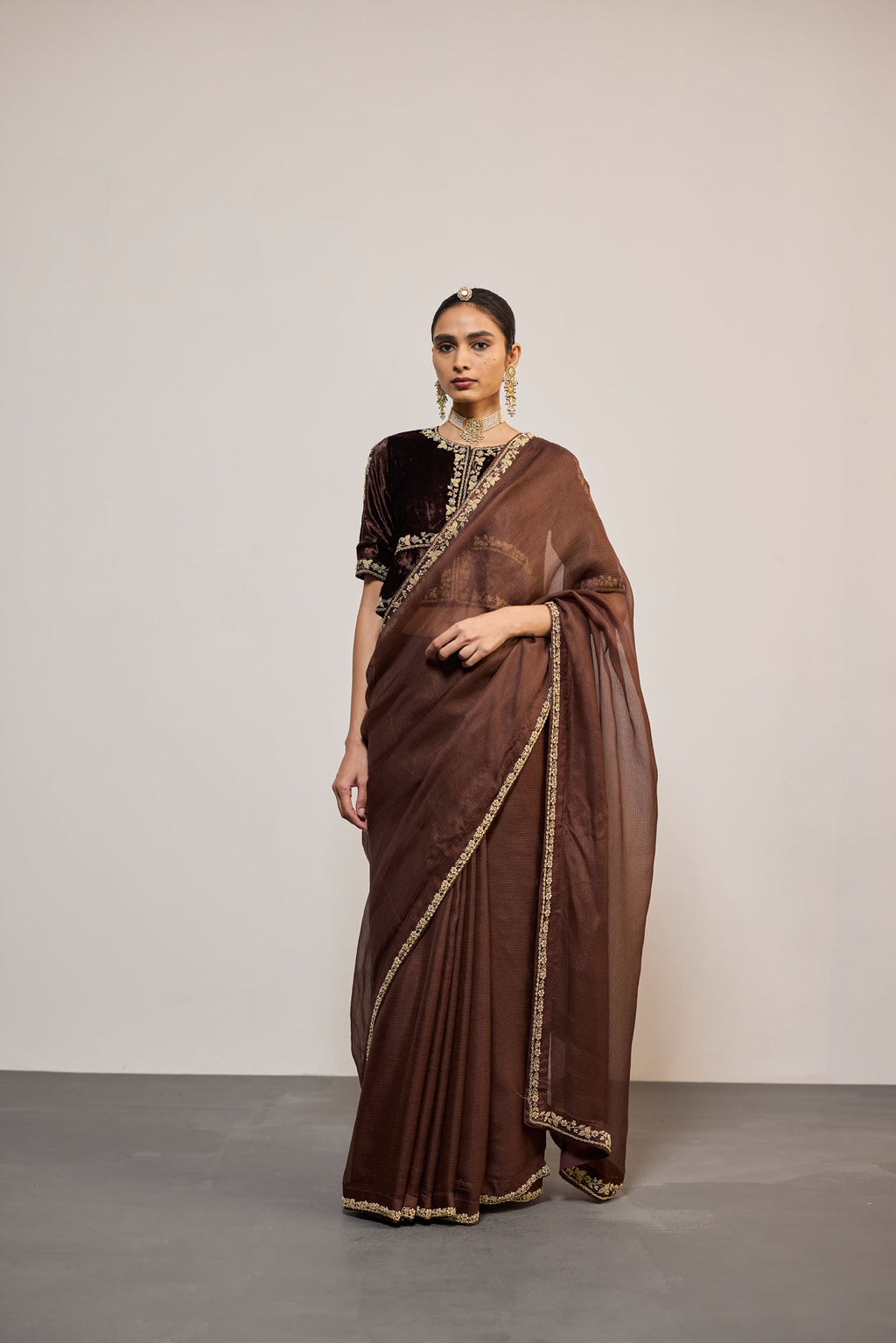 BHURIYA (SARI)