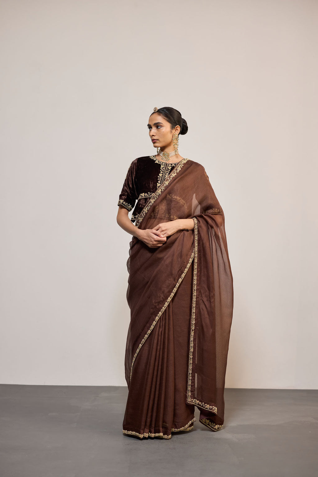BHURIYA (SARI)