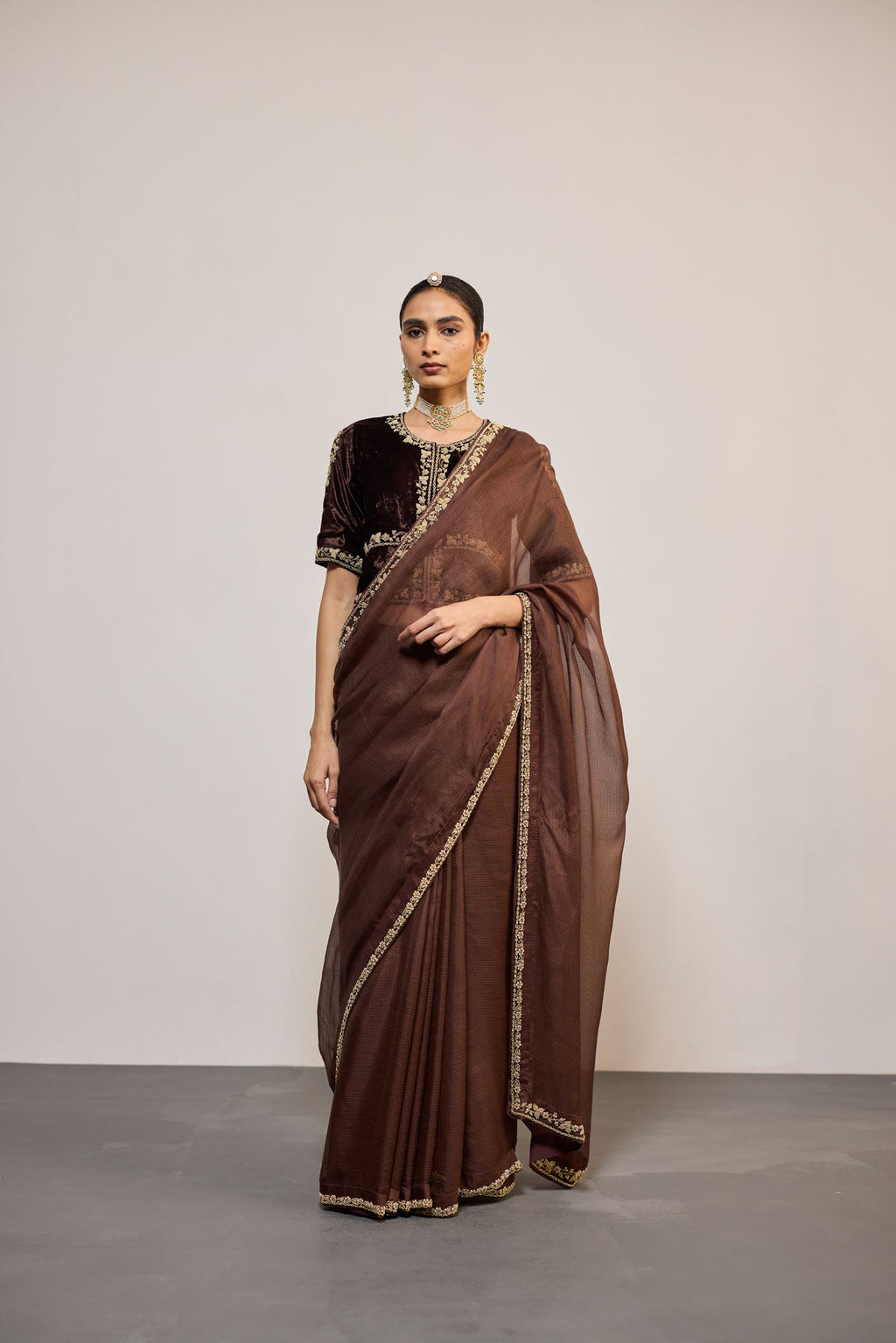 BHURIYA (SARI)