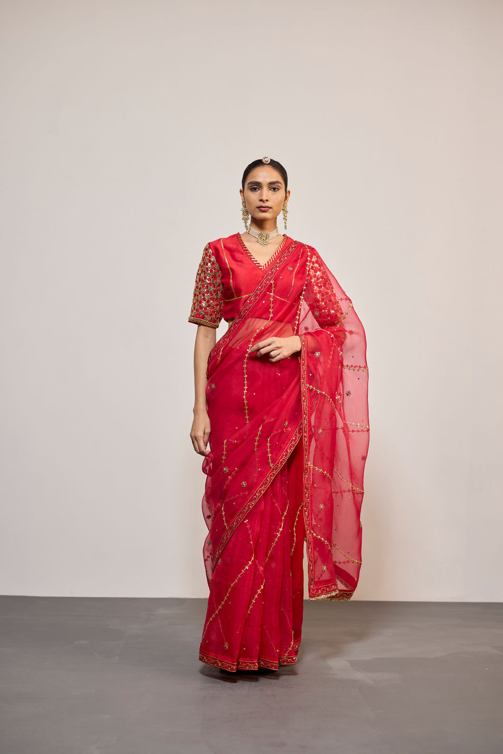 SINDAPI SARI