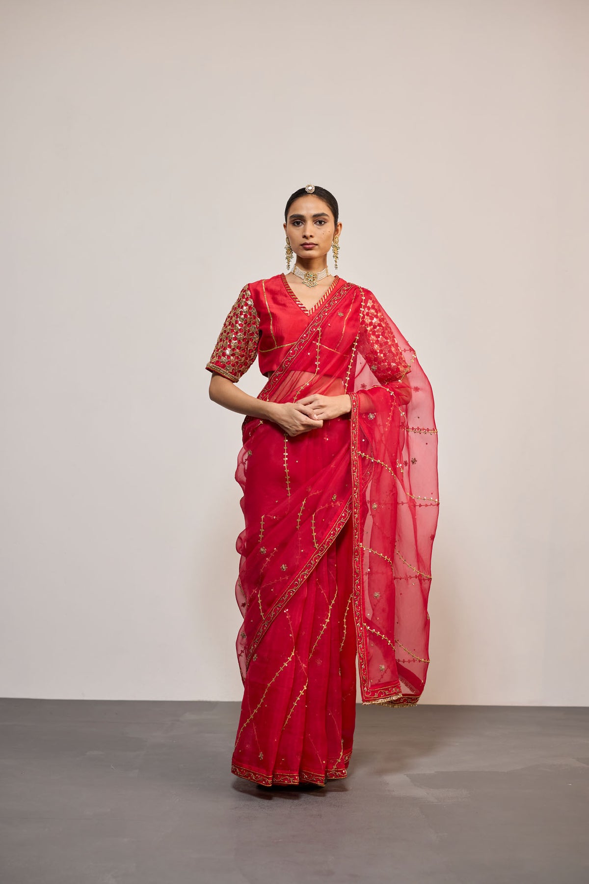SINDAPI SARI