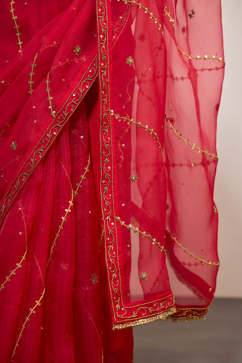 SINDAPI SARI