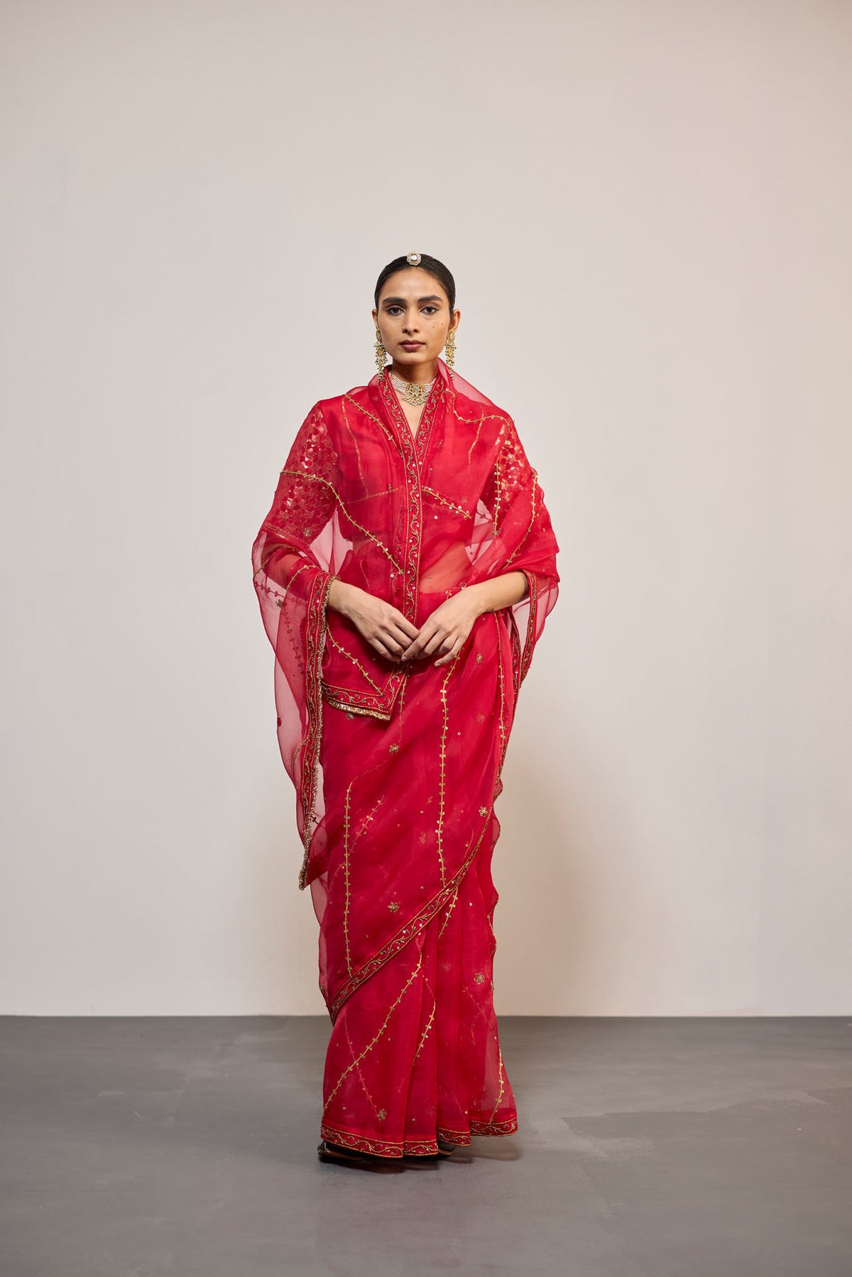 SINDAPI SARI