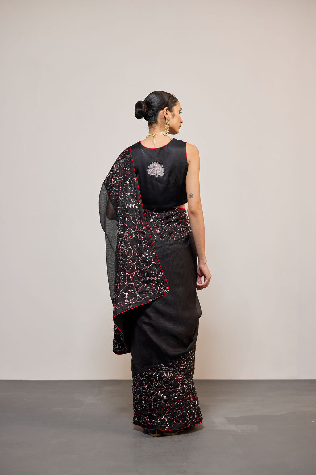 KAJRI (SARI)