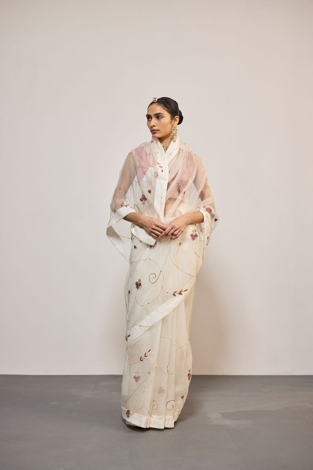 MOTIYA (SARI)