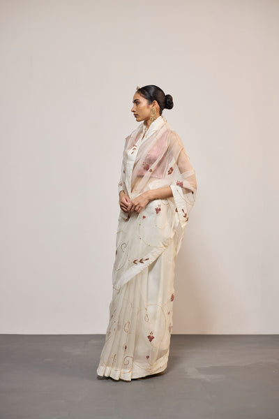 MOTIYA SARI