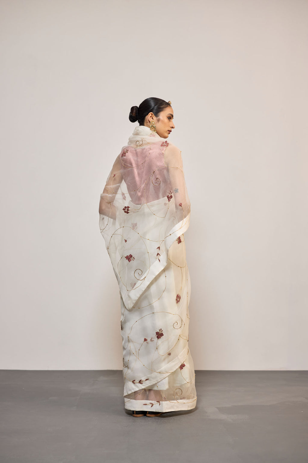 MOTIYA (SARI)