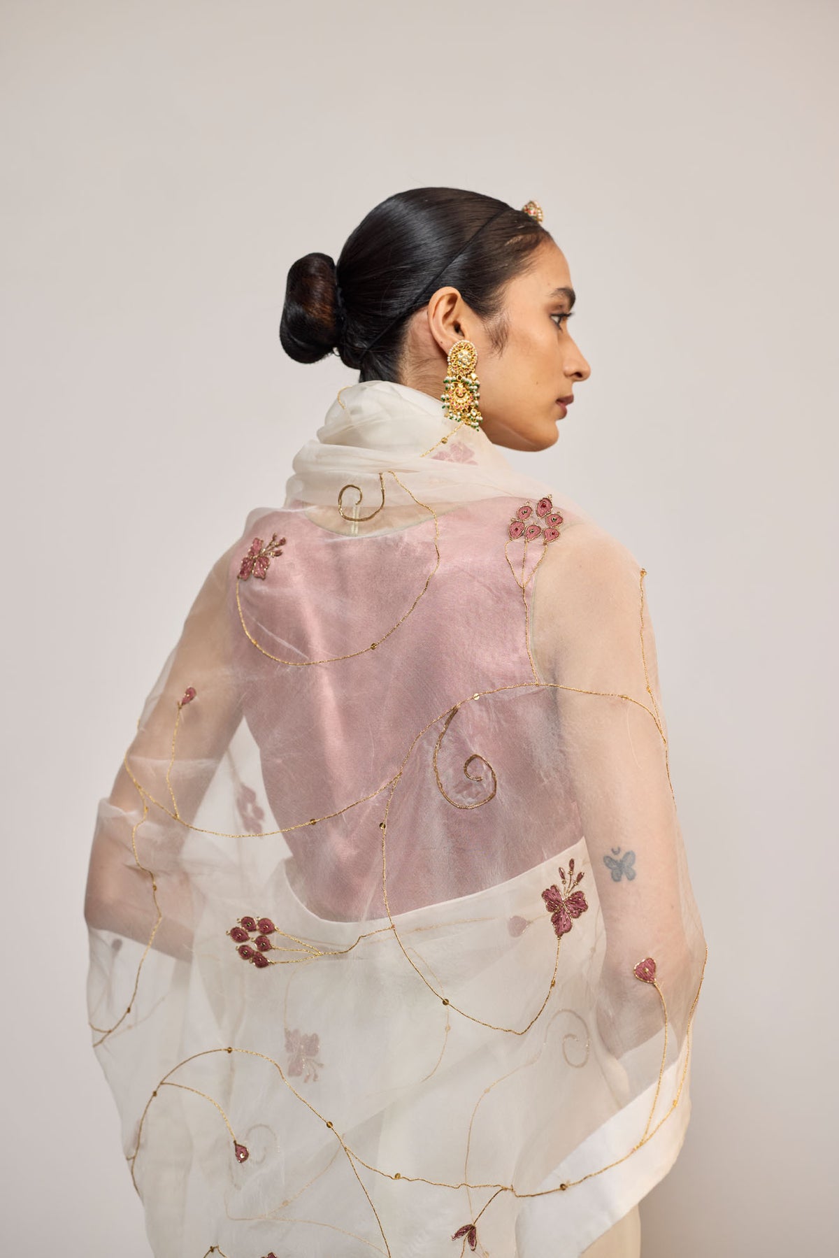 MOTIYA (SARI)
