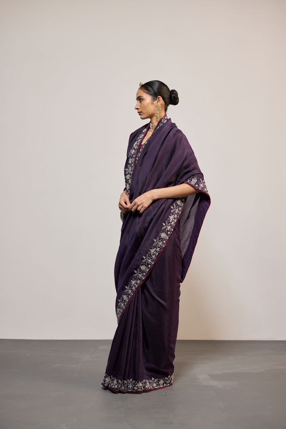 JAMUNIYA (SARI)