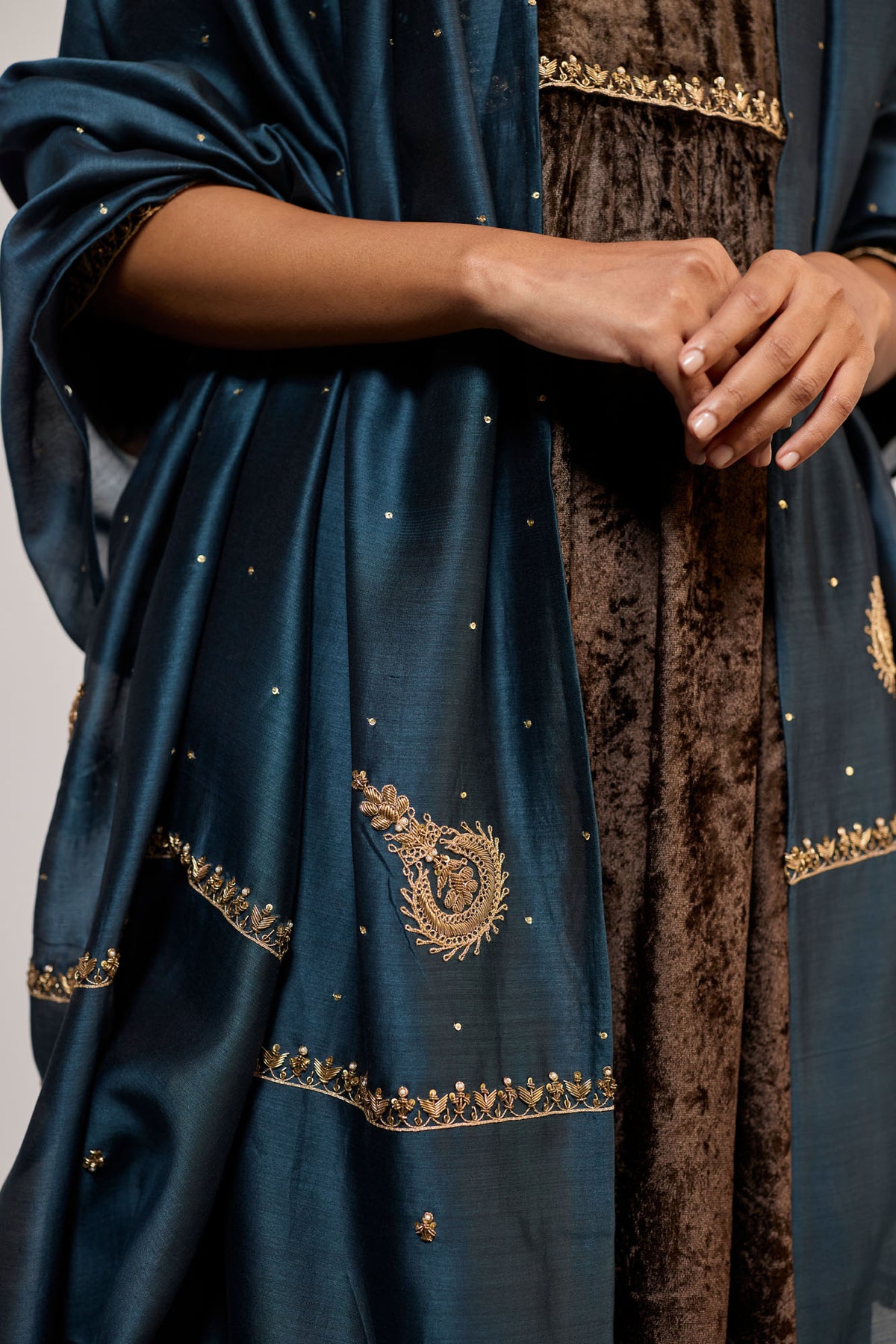 BHURIYA VELVET (SUIT SET)